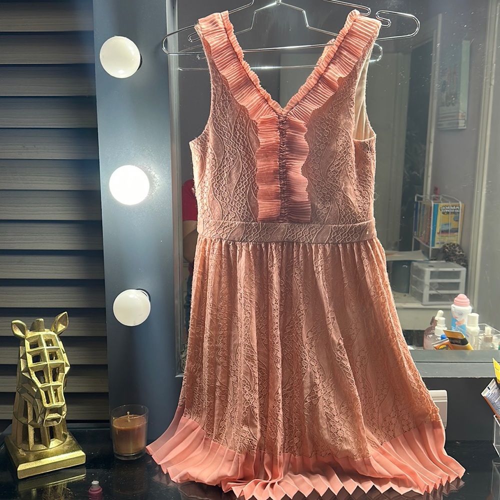 Girls SIZE 10 pleaded dress Pink